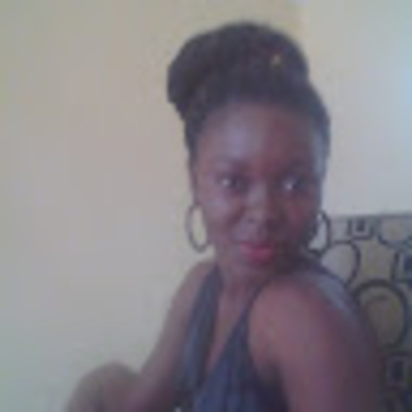 Meet your Posher, Benita - Picture 1 of 1